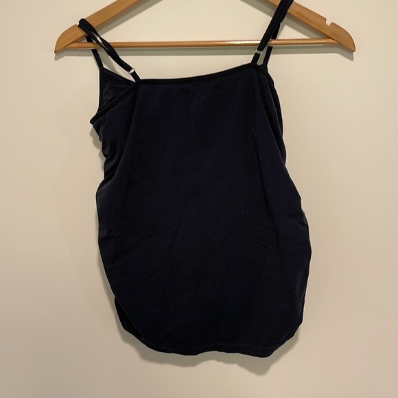 Classiques Entier Seamless Shaping Tank Camisole in Navy-Like New! - Picture 5 of 5